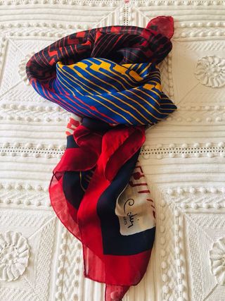Foulard vintage Pierre Cardin