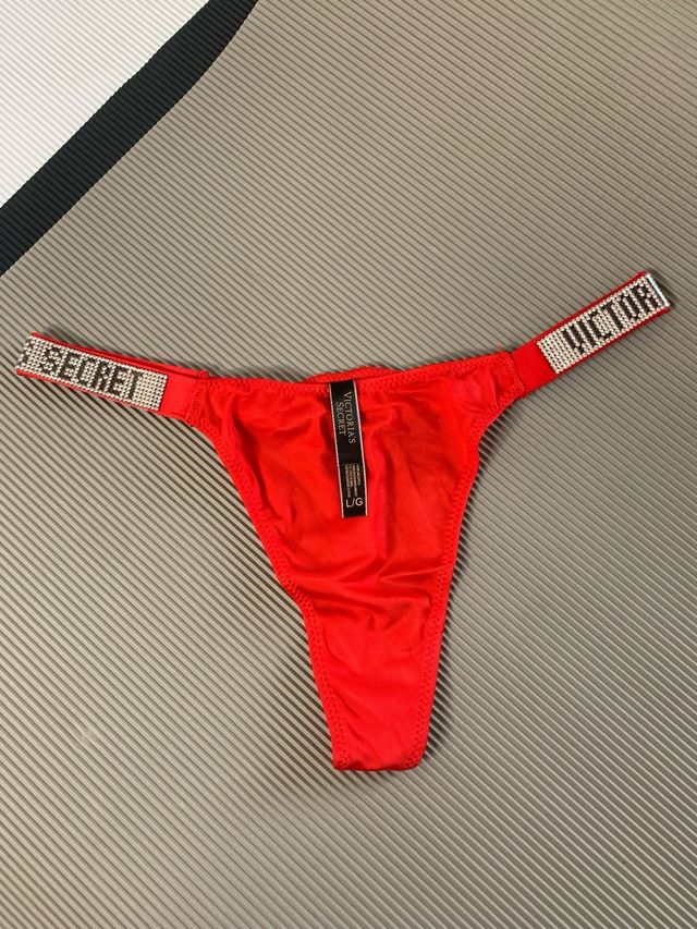 Tanga liso rojo Victoria’S Secret
