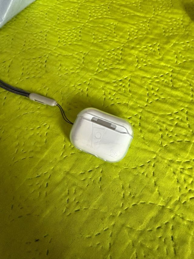 Auriculares inalambricos blancos