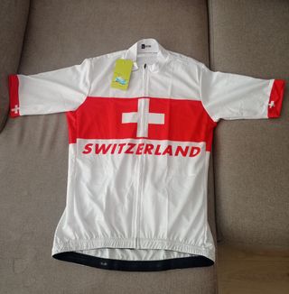 Equipacion ciclismo Suiza