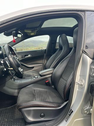 Mercedes-Benz Clase CLA 2015