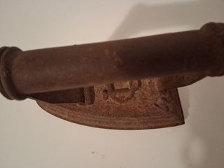 Plancha antigua de hierro