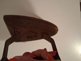 Plancha antigua de hierro