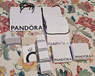 Bolsas y cajas Pandora