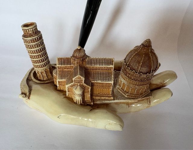 Souvenir Pisa con Torre – Portapenna su base mano