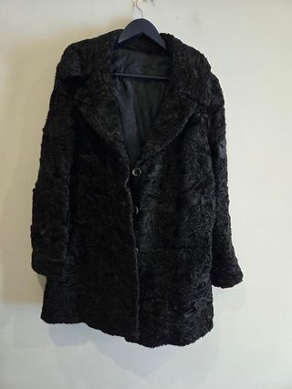 Abrigo astracán negro vintage 70s