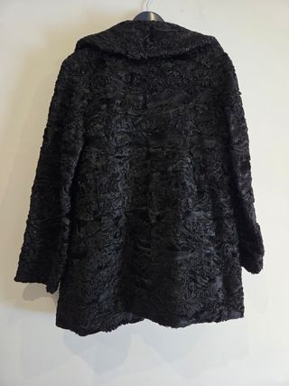 Abrigo astracán negro vintage 70s