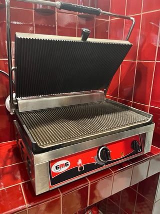 Plancha eléctrica GMC
