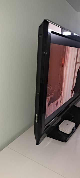 TV LG 42" - Televisor Negro 