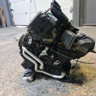 Caja distribucioo aire acondicionado Renault Megan