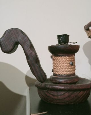 Candelabro madera tallada