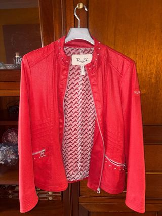 Chaqueta roja Rewel L