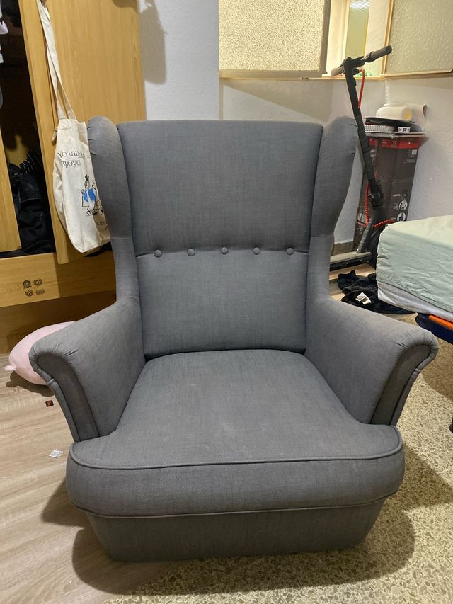 Sillón IKEA STRANDMON gris