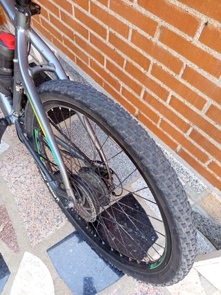 BICICLETA ELÉCTRICA 29"