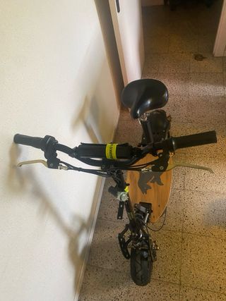 Patinete eléctrico UrbanFox 2200W
muy poco uso