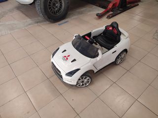 Coche eléctrico niño - Nissan GTR