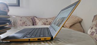 HP Chromebook 11A G6 EE - Amarillo