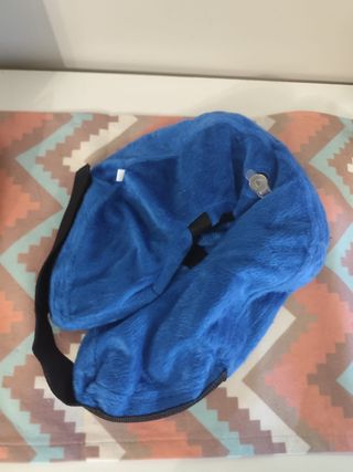 Collarín hinchable azul - Talla M