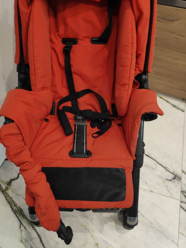 Carrito bebe Jane Plegable, con silla y accesorios