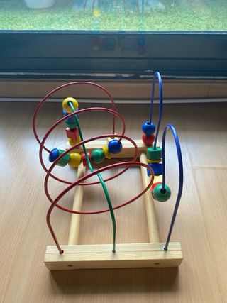 Laberinto de madera para bebés
