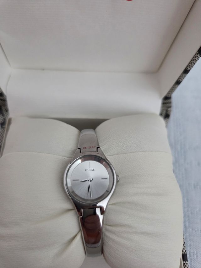 Reloj Guess mujer plata