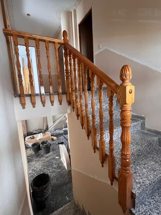 Baranda madera pino - Escalera