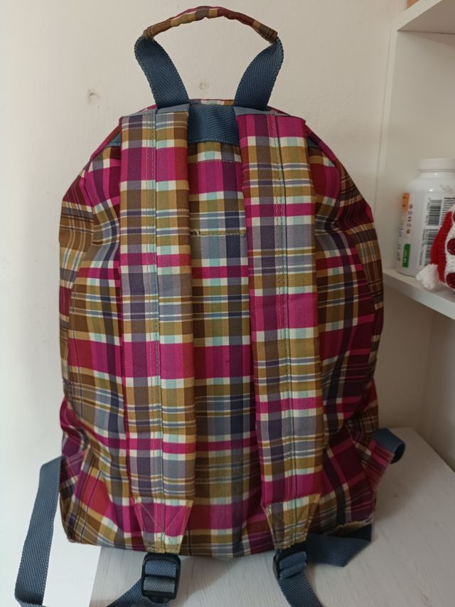 Mochila Roxy multicolor más estuche a juego