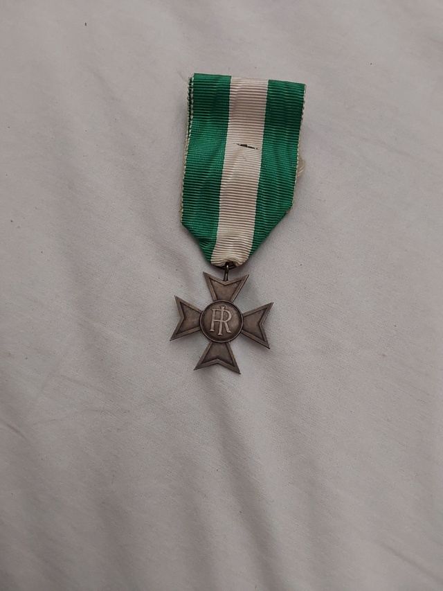 Medaglie antiche guerra. 3 tipi disponibili. 