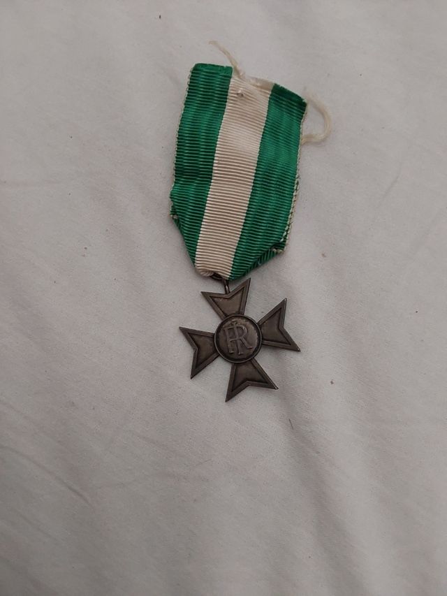 Medaglie antiche guerra. 3 tipi disponibili. 