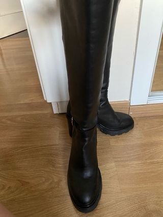 Botas altas piel negras mujer
