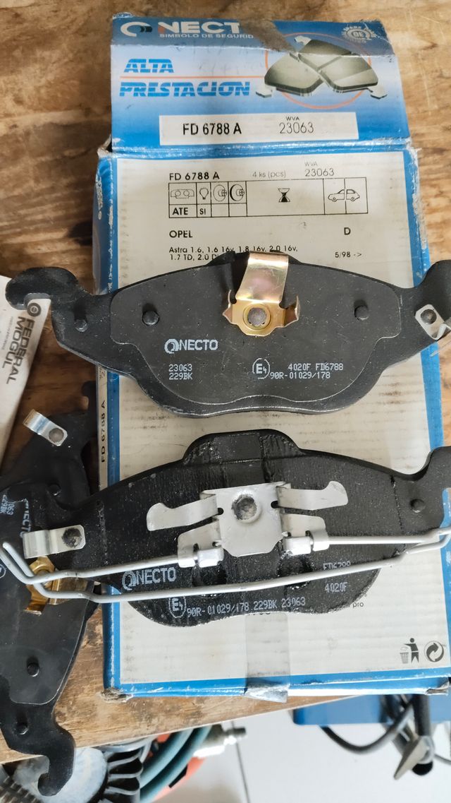 Pastillas freno Opel Astra