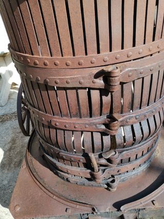 Prensa de Vino Antigua ARMENGOL Hns.CERVERA