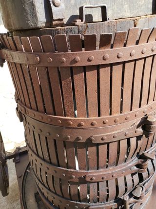 Prensa de Vino Antigua ARMENGOL Hns.CERVERA