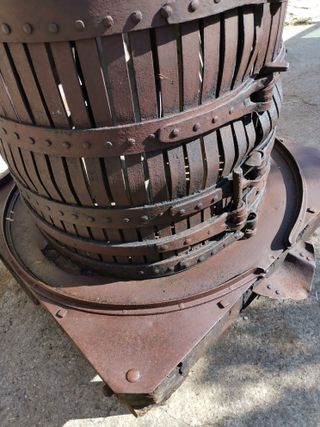 Prensa de Vino Antigua ARMENGOL Hns.CERVERA