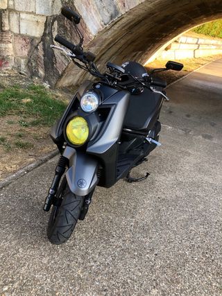 Yamaha BWS 125 - Customizada