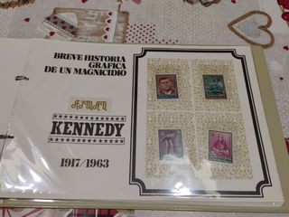 Álbum Sellos Emiratos Árabes Unidos.