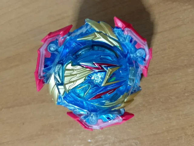 Trottola peonza bambini beyblade Ultimate Valtryek