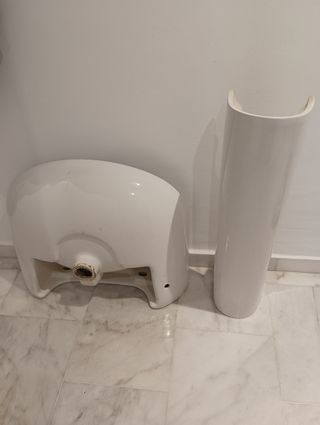 Lavabo con pié 