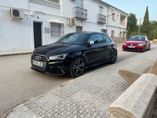 Audi S1 2015