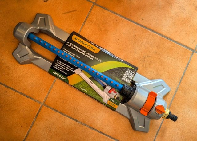 Nuovissimo. Irrigatore Oscillante Automatico