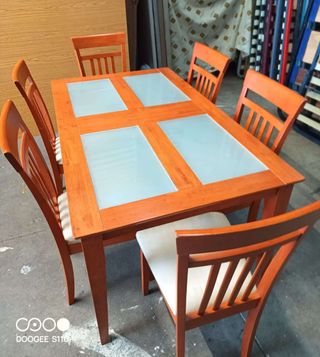 Tavolo da pranzo con 6 sedie - Legno