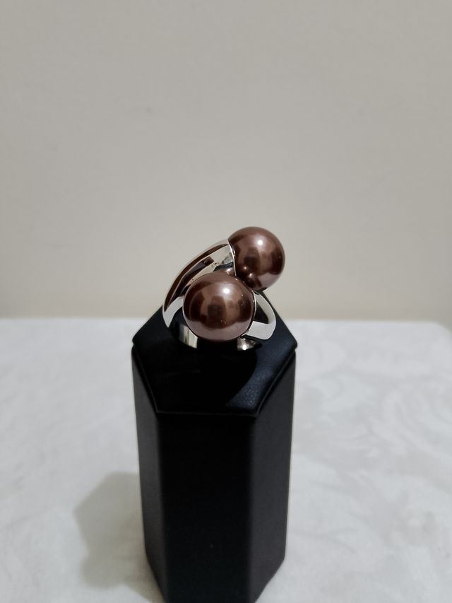 Anello di argento con due perle nuovo!!