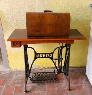 Máquina coser Hexagon con mesa singer