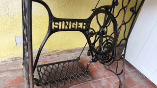 Máquina coser Hexagon con mesa singer