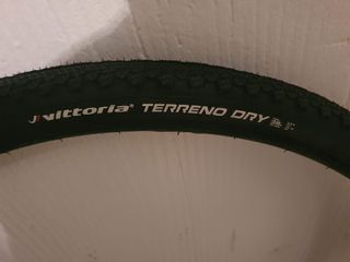 Cubiertas Vittoria Terreno Dry 700x38c