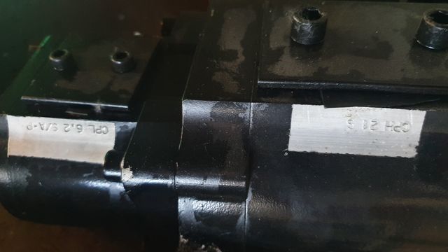 Pompa idraulica COMMERCIAL tripla usata