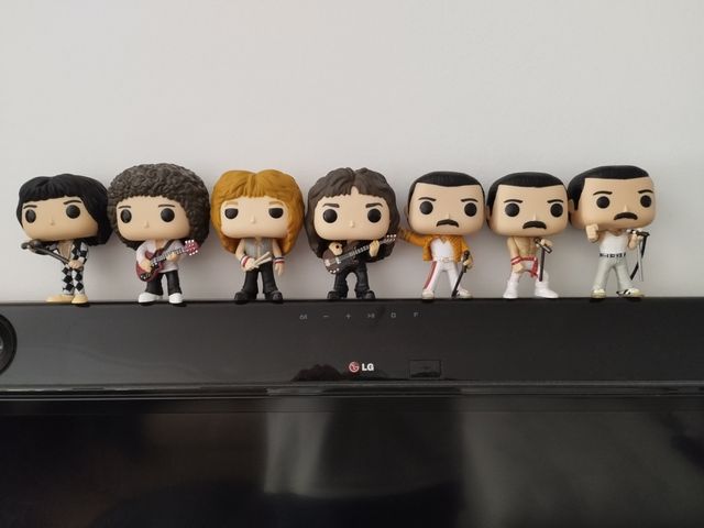 Freddie Mercury-Brian May-Roger Taylor-John Deacon