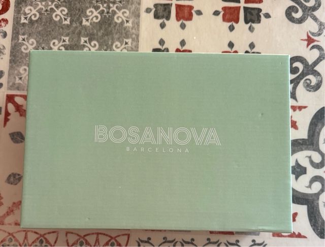 Sandalias mujer planas marrón Bosanova N°38 NUEVAS