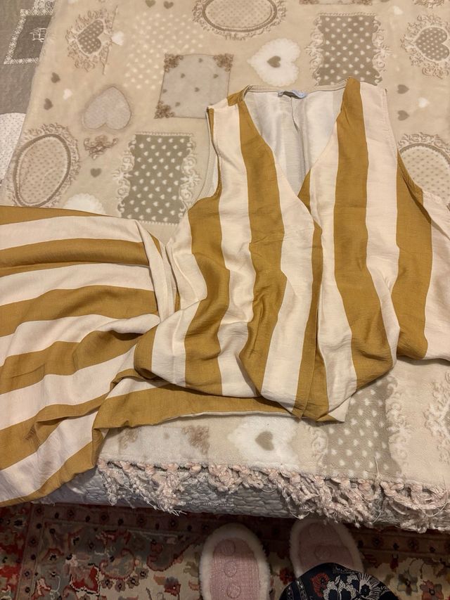 Vestito a righe panna e oro 