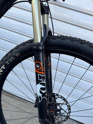 bicicleta Scott Genius 29" carbono